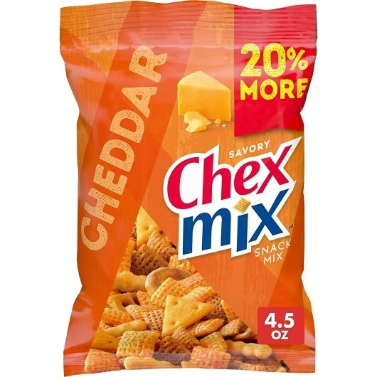 8-PACK OF Savory Cheddar Snack Mix Chex Mix Dry, 8 - 4.5 Oz