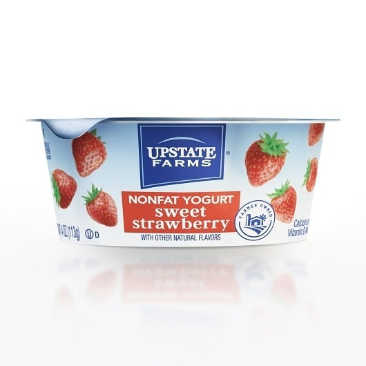48-PACK OF Nonfat Sweet Strawberry Yogurt Upstate Farms, 48 - 4 Oz