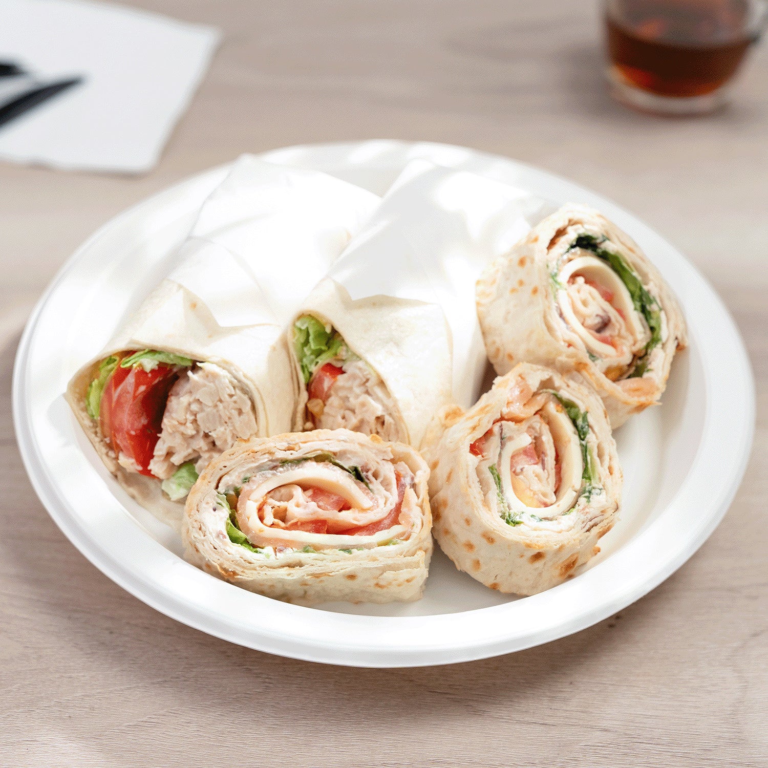 500-PACK OF Plate Round Karat Earth 10.25" Mineral Filled PP Round Plate, White, 1 compartment - 500 pcs