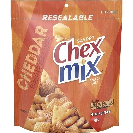 4-PACK OF Cheddarsnack Chex Mix Dry, 4 - 8 Oz
