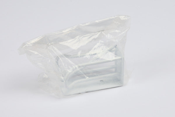 EA-PACK OF BRACKET MOUNT FRNT SHARPS CONT