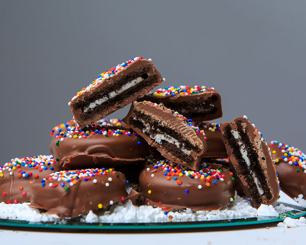 48-PACK OF COOKIE CHOC OREOS HAND-DIPPED