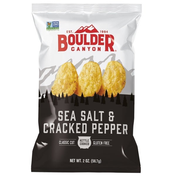 8-PACK OF CHIP POTATO SEA SALT AND CRACKED PEPPER