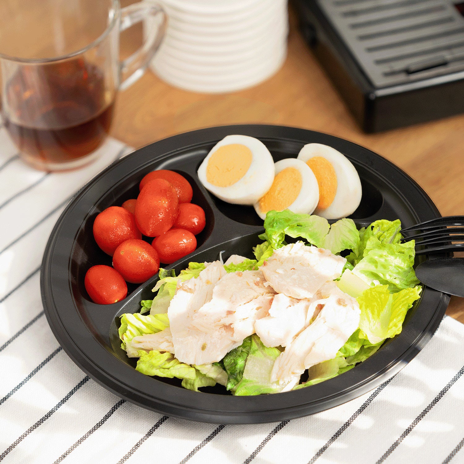 500-PACK OF Plate Round Karat Earth 9" Mineral Filled PP Round Plate, Black, 3 compartments - 500 pcs