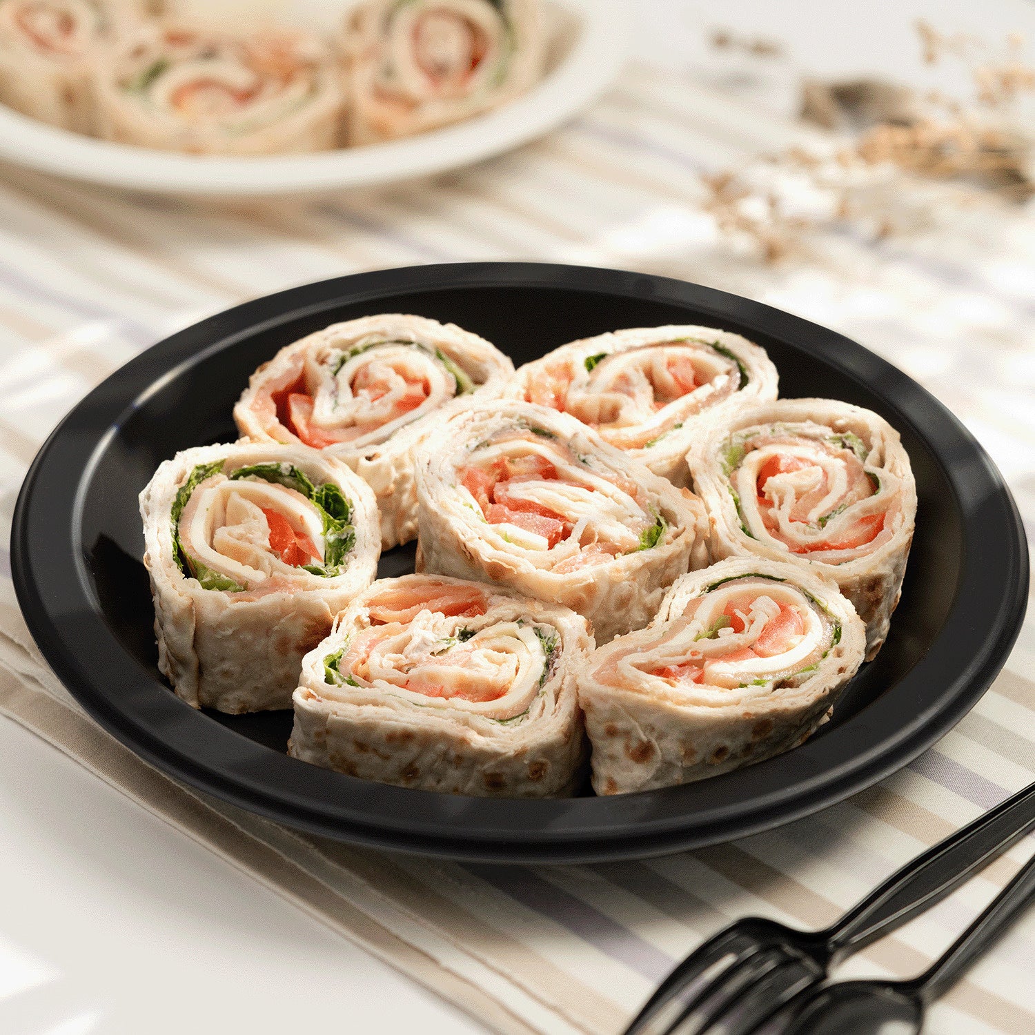 500-PACK OF Plate Round Karat Earth 10.25" Mineral Filled PP Round Plate, Black, 1 compartment - 500 pcs