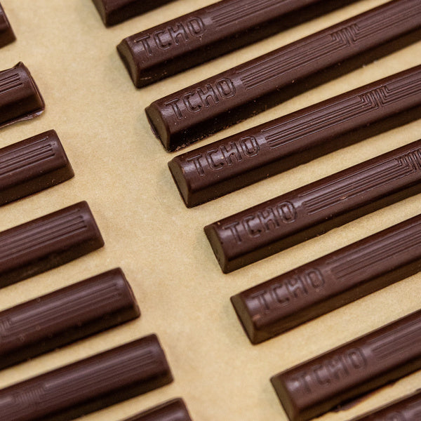 1- PACK OF CHOCOLATE DARK BATONS 60%