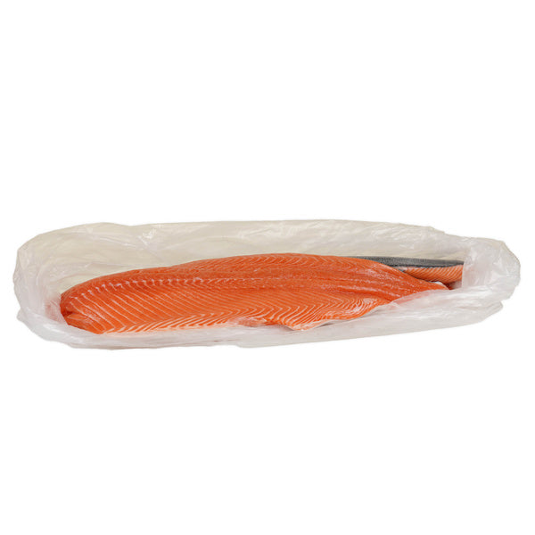 10#AVG-PACK OF SALMON ATL FIL D-TRIM 3-4 #CHL