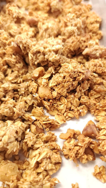 12-PACK OF Breakfast Granola, Gluten-Free Vanilla Granola, 8 oz, 12 ct Bateman Acres